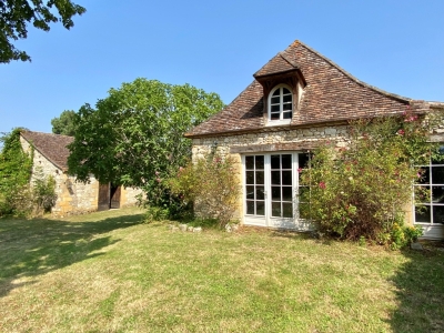 Substantial 18th century manoir with guest cottage, swimming pool and 1.4ha