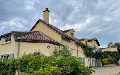 Spacious restored farmhouse with guest apartment, gite, swimming pool and 1.25ha